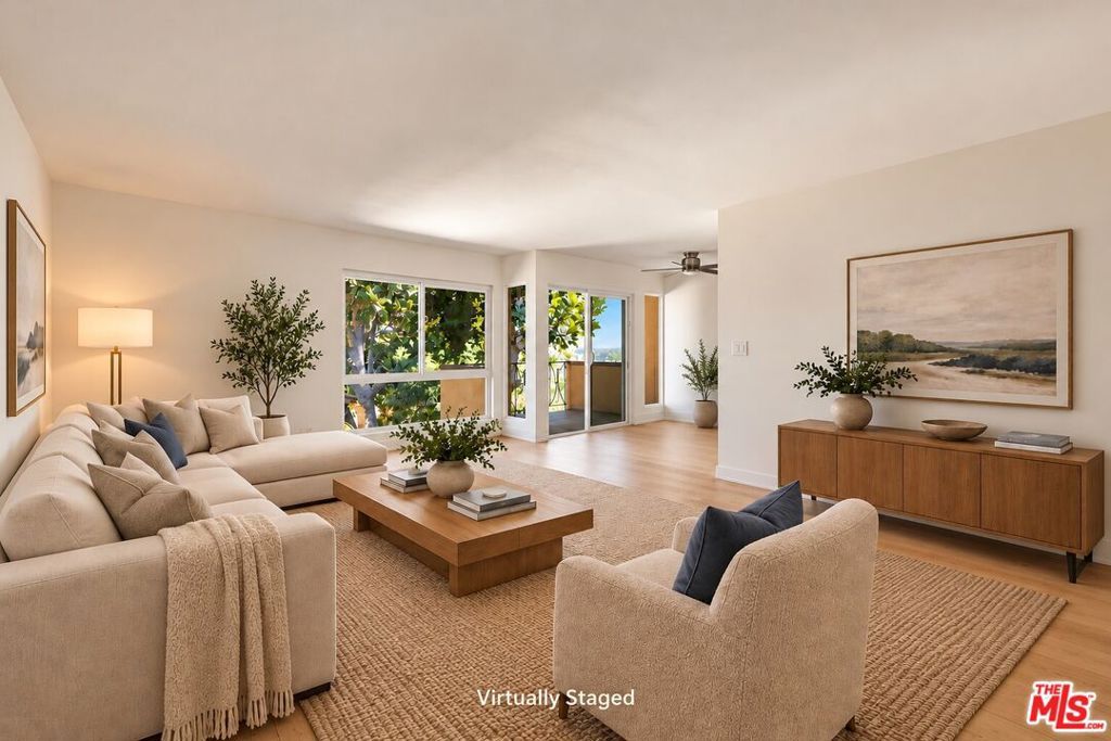 970 Palm Avenue 211, West Hollywood, CA 90069 — exterior