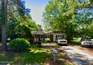 600 Ferrell Street, Clinton, NC 28328