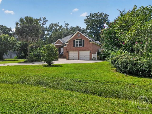 742 Sterling Road, Richmond Hill, GA 31324