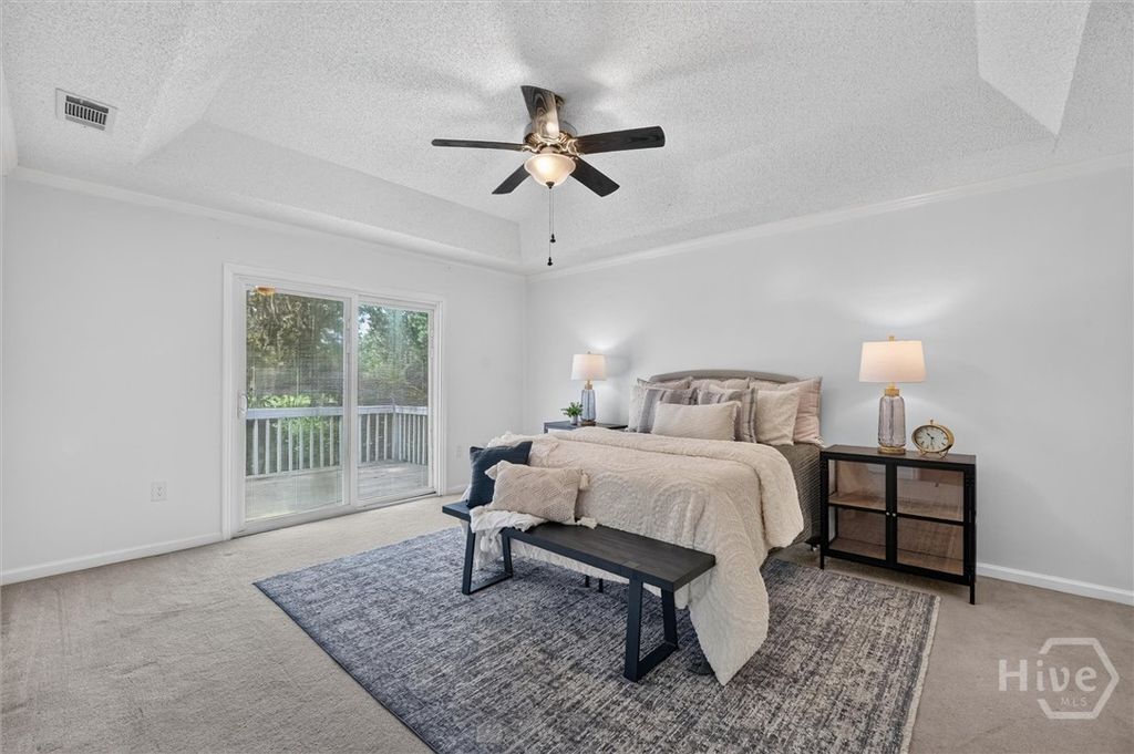 Image 14 of property listing at 742 Sterling Road, Richmond Hill, GA 31324