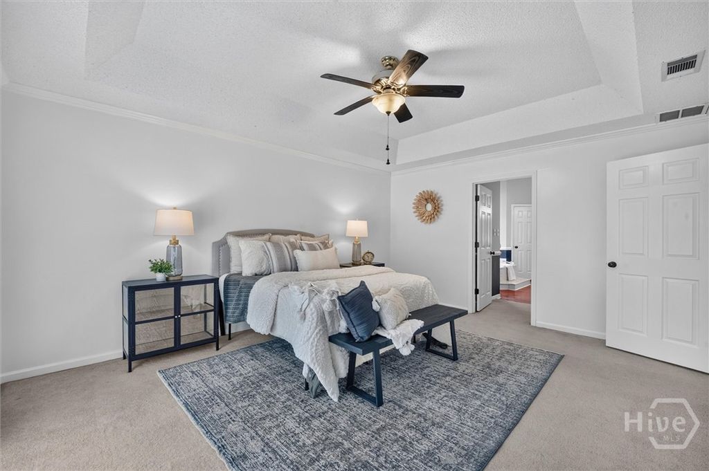Image 15 of property listing at 742 Sterling Road, Richmond Hill, GA 31324