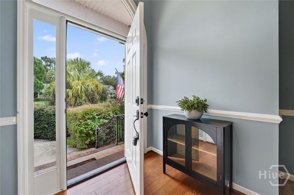 Image 2 of property listing at 742 Sterling Road, Richmond Hill, GA 31324