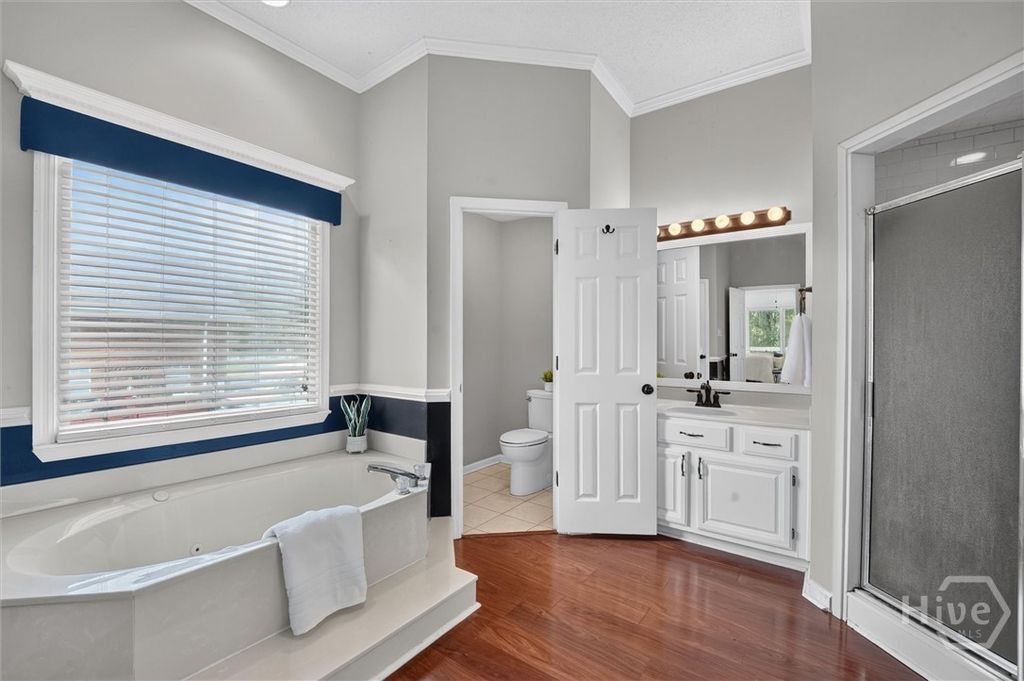 Image 21 of property listing at 742 Sterling Road, Richmond Hill, GA 31324
