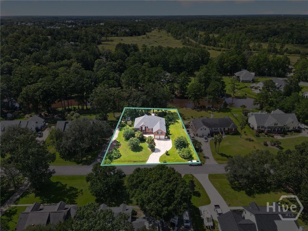 Image 56 of property listing at 742 Sterling Road, Richmond Hill, GA 31324