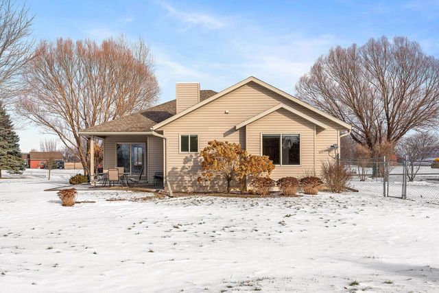 N10733 Timber Wolf LANE, Trempealeau, WI 54661