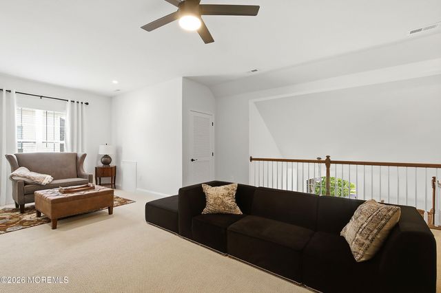 23 Whistling Straits Drive, Monroe, NJ 08831