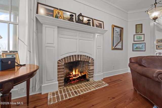 203 Vandemere Street, Oriental, NC 28571