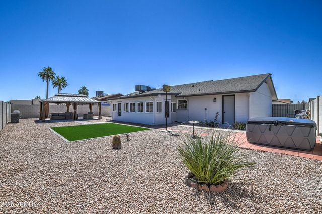 3934 W MEADOW Drive, Glendale, AZ 85308