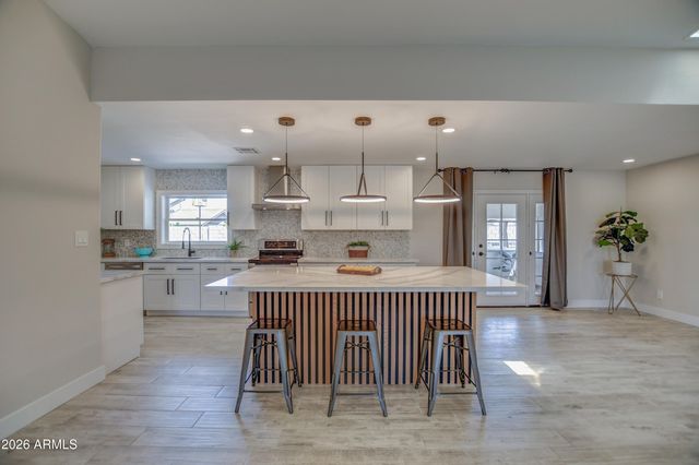 3934 W MEADOW Drive, Glendale, AZ 85308