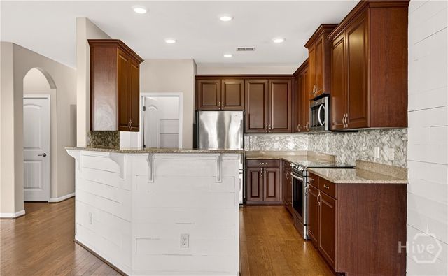 120 Pine View Crossing, Pooler, GA 31322