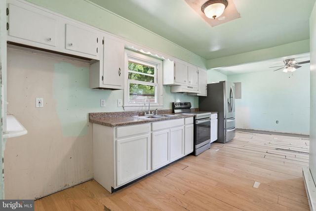 3 LOWBER ST, Frederica, DE 19946