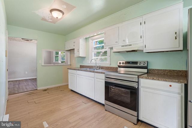3 LOWBER ST, Frederica, DE 19946