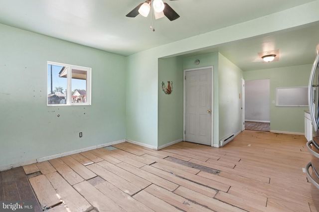 3 LOWBER ST, Frederica, DE 19946