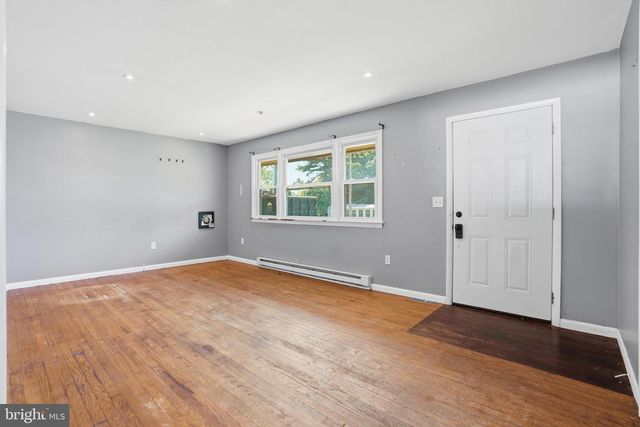 3 LOWBER ST, Frederica, DE 19946