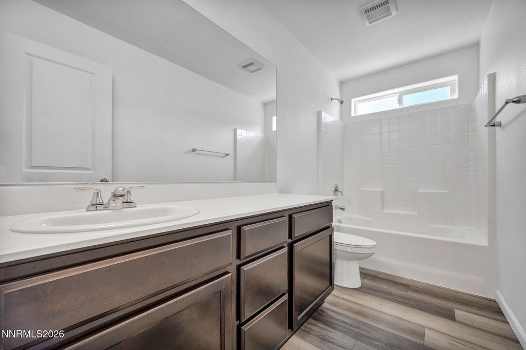 Image 11 of property listing at 645 E Patrician Drive Lot 90, Reno, NV 89506