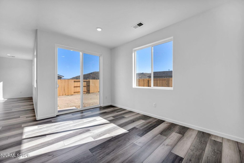 Image 21 of property listing at 645 E Patrician Drive Lot 90, Reno, NV 89506