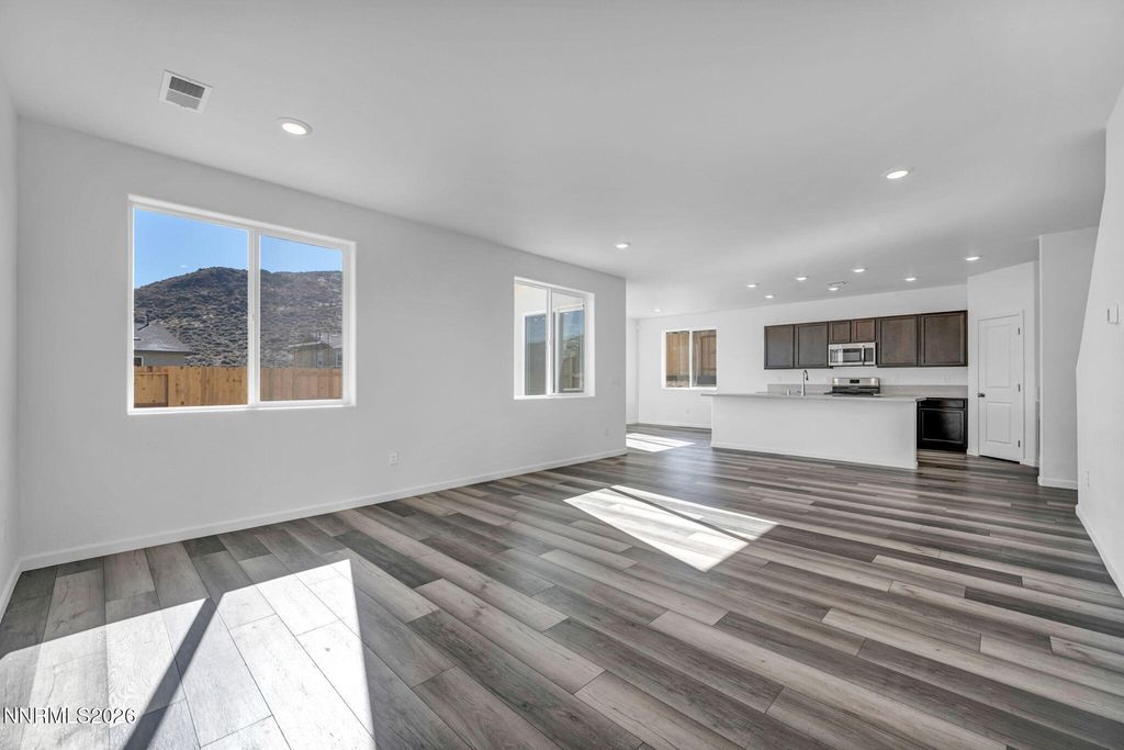 Image 9 of property listing at 645 E Patrician Drive Lot 90, Reno, NV 89506