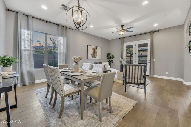 4254 E VALENCIA Drive, Phoenix, AZ 85042