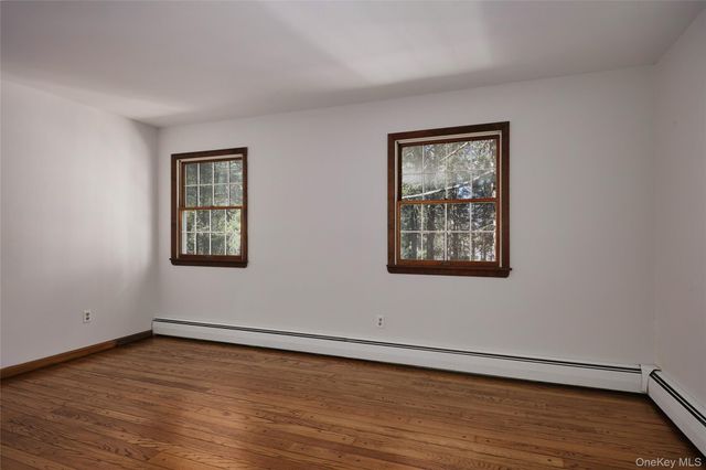 5 Genung Court, Hopewell Junction, NY 12533
