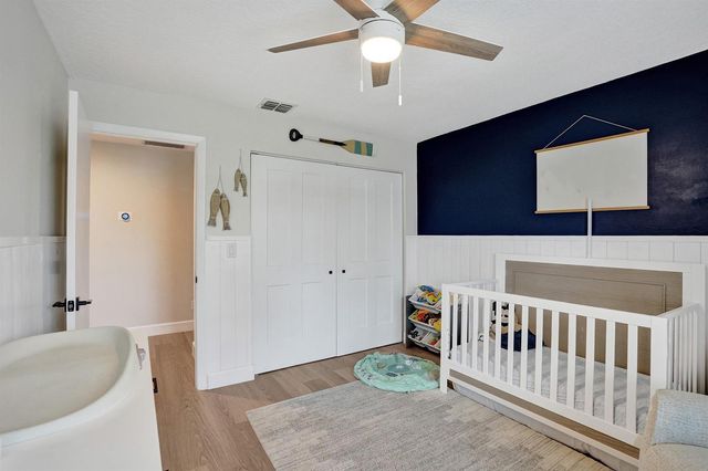 1711 W Oak Knoll Circle, Davie, FL 33324