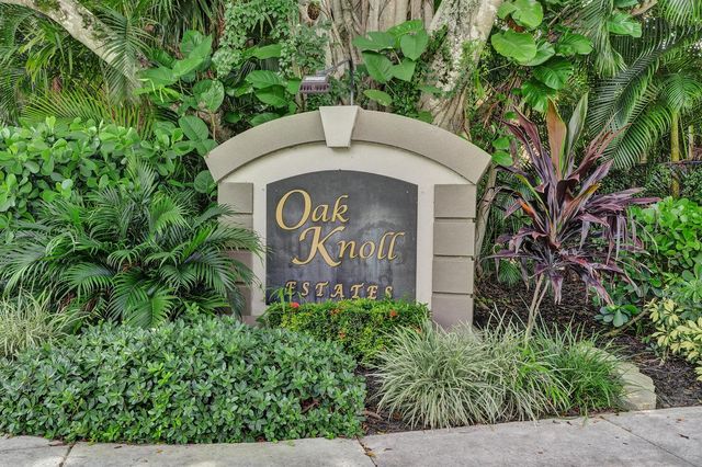 1711 W Oak Knoll Circle, Davie, FL 33324