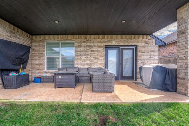 13908 Upper Village Drive, Piedmont, OK 73078