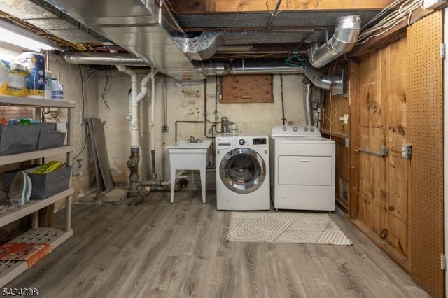 1 Sheridan Rd, Livingston Twp., NJ 07039
