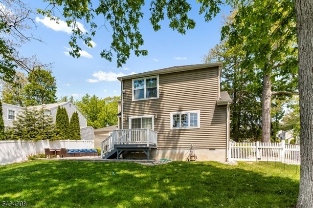 1 Sheridan Rd, Livingston Twp., NJ 07039