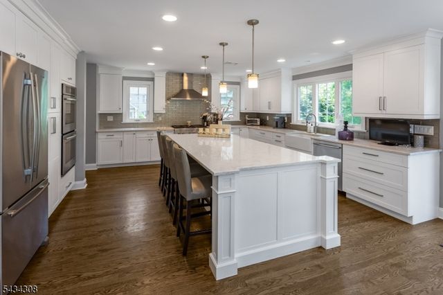 1 Sheridan Rd, Livingston Twp., NJ 07039