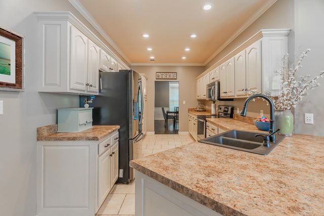 1209 Layman Drive, Jonesboro, AR 72404