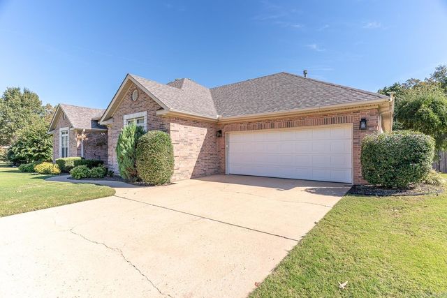 1209 Layman Drive, Jonesboro, AR 72404