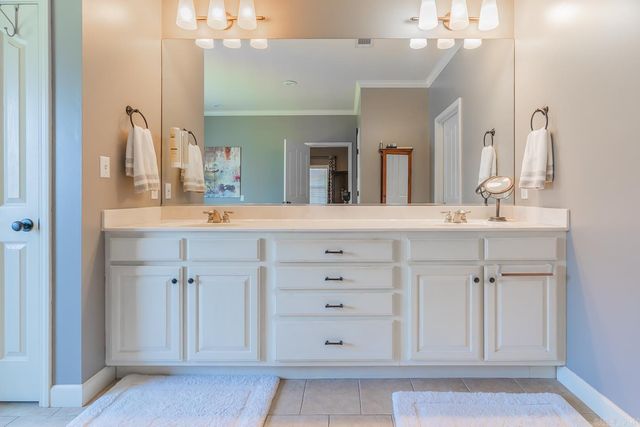 1209 Layman Drive, Jonesboro, AR 72404