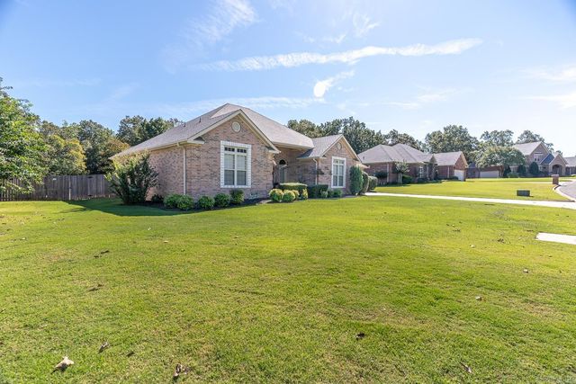 1209 Layman Drive, Jonesboro, AR 72404
