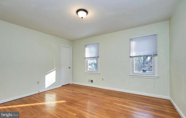 11312 MYRTLE LN, Reston, VA 20191