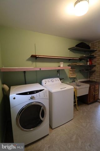 11312 MYRTLE LN, Reston, VA 20191