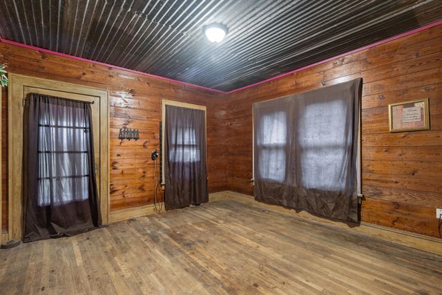 419 W Main Street, Pecan Gap, TX 75469