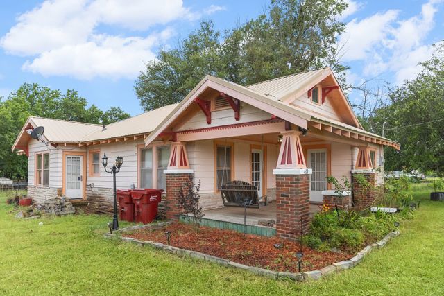419 W Main Street, Pecan Gap, TX 75469