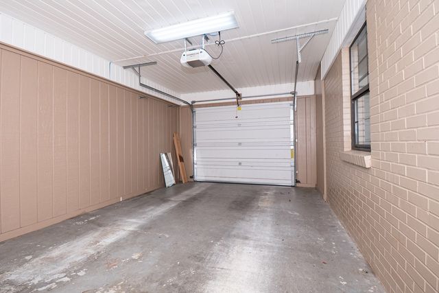 10145 Cottonwood Road, Cottonwood, AL 36320