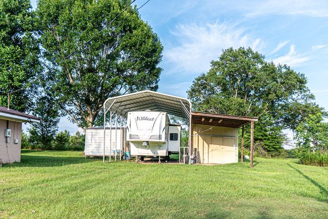 10145 Cottonwood Road, Cottonwood, AL 36320
