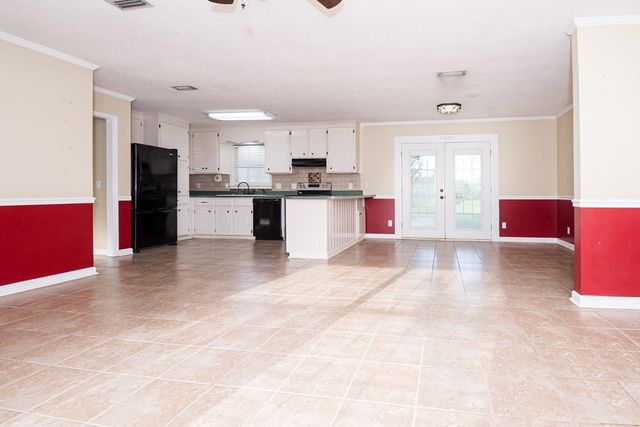 10145 Cottonwood Road, Cottonwood, AL 36320