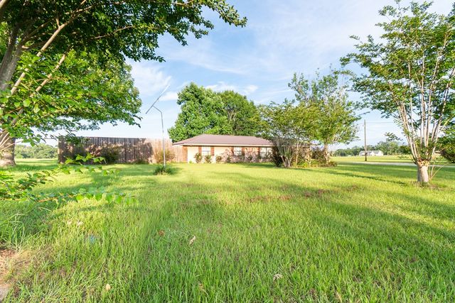 10145 Cottonwood Road, Cottonwood, AL 36320