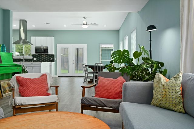 7317 Shadywood DR, Austin, TX 78745