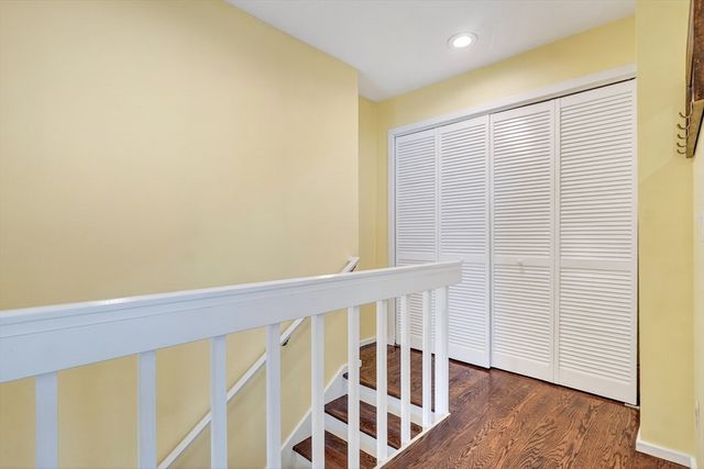 51 Pettee St 49, Newton, MA 02464