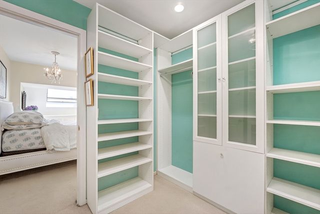 51 Pettee St 49, Newton, MA 02464