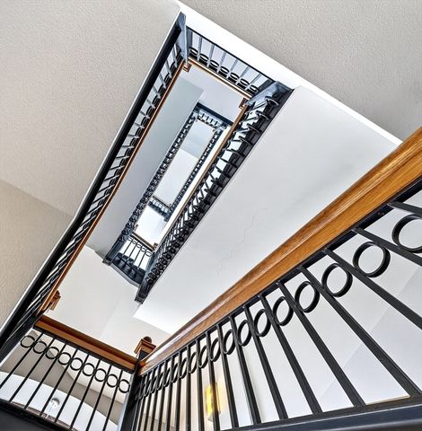 51 Pettee St 49, Newton, MA 02464