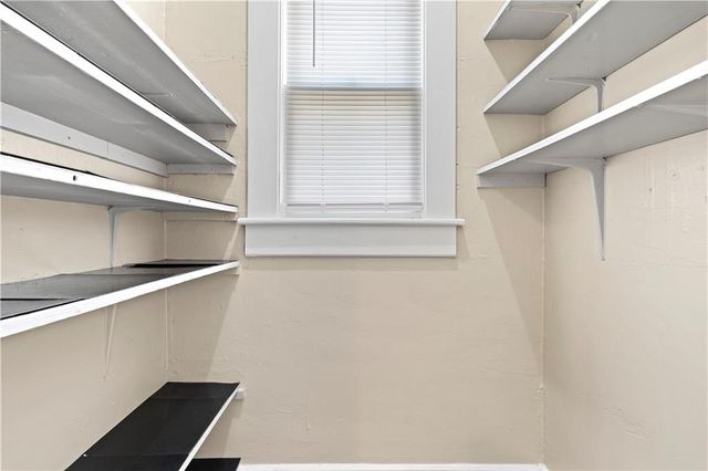 635 N Cedar Street, Nevada, MO 64772