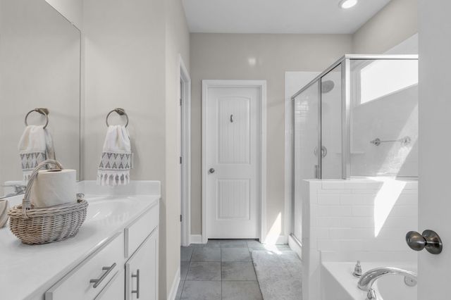 729 Amberton Dr, Smyrna, TN 37167
