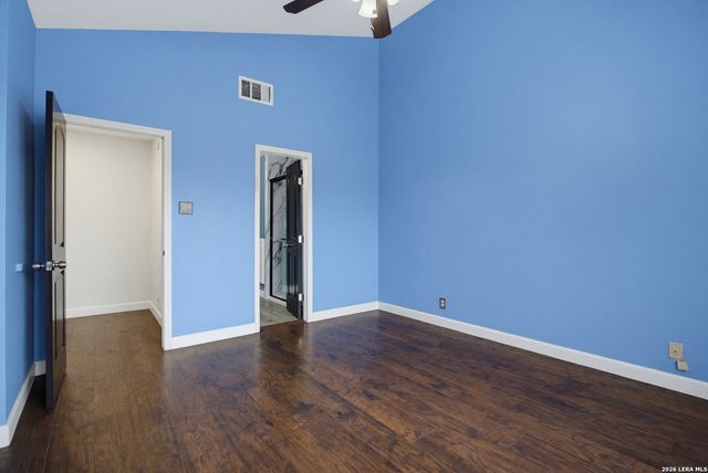 69 Chapel Hill Cir, San Antonio, TX 78240
