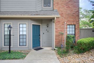 69 Chapel Hill Cir, San Antonio, TX 78240