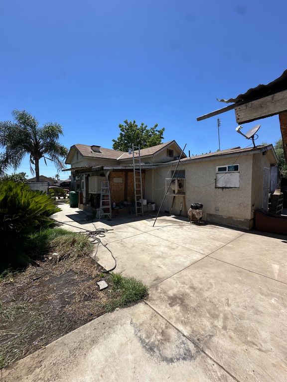 Image 15 of property listing at 1734 Sylvia Street, Selma, CA 93662